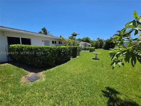 120 NE 10th Avenue Hallandale Beach FL 33009