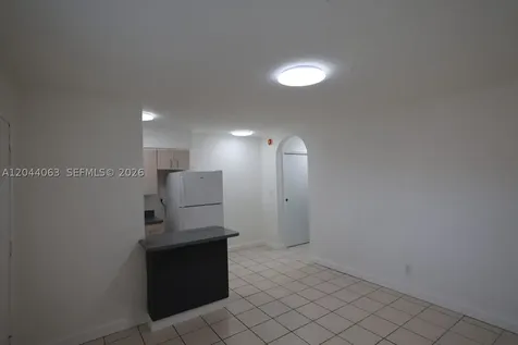 1235 W 66th Street Hialeah FL 33012