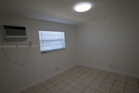 1235 W 66th Street Hialeah FL 33012