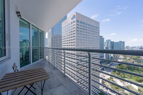 325 S Biscayne Boulevard Miami FL 33131