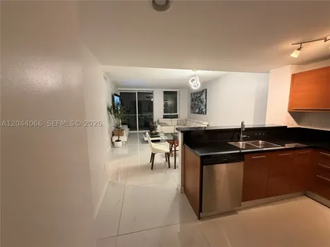 253 NE 2nd Street Miami FL 33132