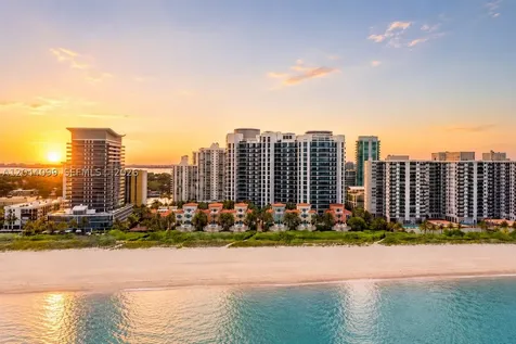 5959 Collins Avenue Miami Beach FL 33140