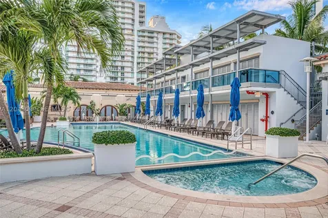 5959 Collins Avenue Miami Beach FL 33140