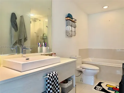 55 SW 9th Street Miami FL 33130