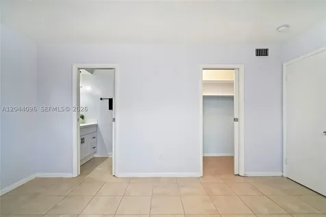 106 E Park Lane E Hypoluxo FL 33462