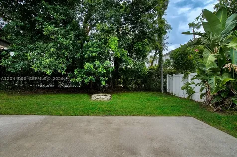 106 E Park Lane E Hypoluxo FL 33462