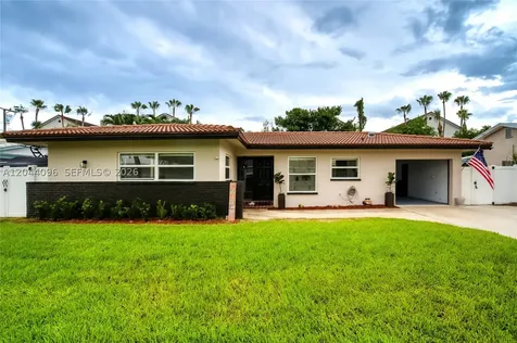 106 E Park Lane E Hypoluxo FL 33462