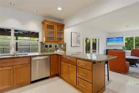 18250 SW 88th Place Palmetto Bay FL 33157