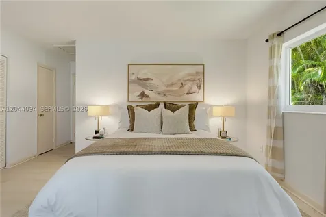 18250 SW 88th Place Palmetto Bay FL 33157
