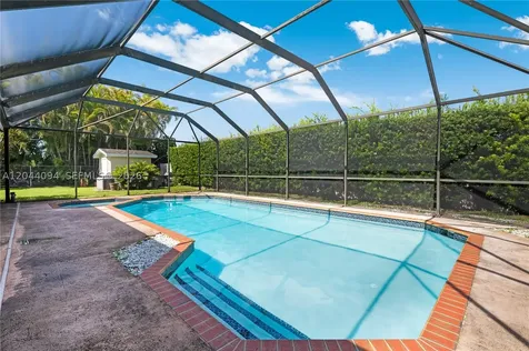 18250 SW 88th Place Palmetto Bay FL 33157