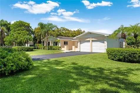 18250 SW 88th Place Palmetto Bay FL 33157