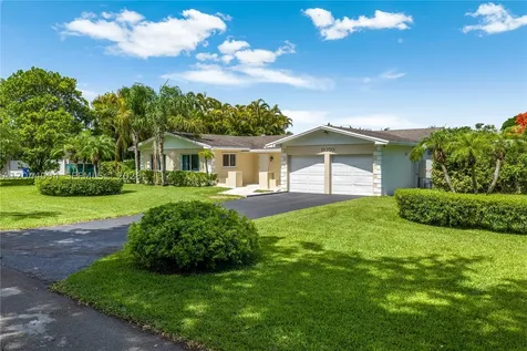 18250 SW 88th Place Palmetto Bay FL 33157