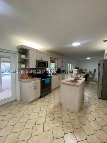 9760 SW 128th Street Miami FL 33176