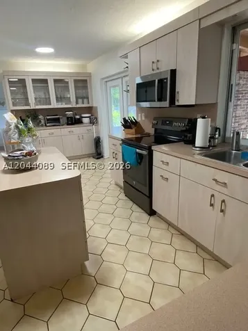 9760 SW 128th Street Miami FL 33176