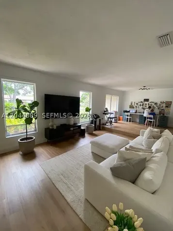9760 SW 128th Street Miami FL 33176