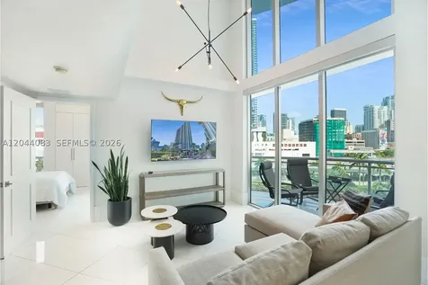 350 S Miami Avenue Miami FL 33130