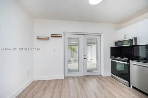 550 NW 82nd Court Miami FL 33126
