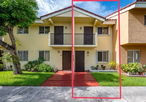 550 NW 82nd Court Miami FL 33126