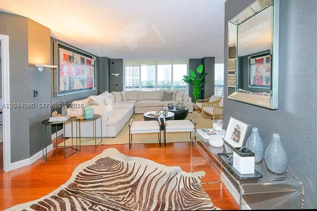 3600 Mystic Pointe Drive Aventura FL 33180