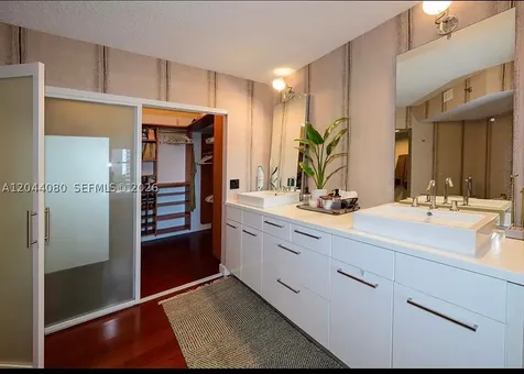 3600 Mystic Pointe Drive Aventura FL 33180