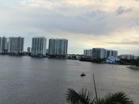 3600 Mystic Pointe Drive Aventura FL 33180