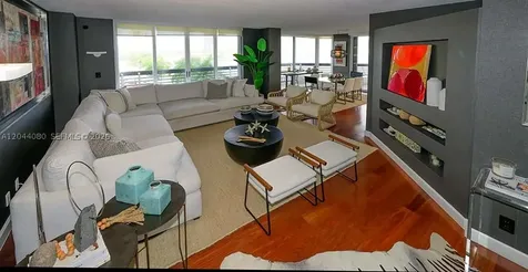 3600 Mystic Pointe Drive Aventura FL 33180