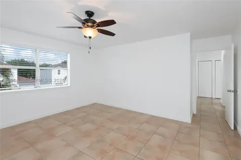9044 SW 148 Ct 148 Court Miami FL 33196
