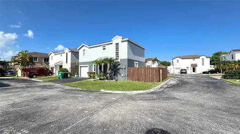 9044 SW 148 Ct 148 Court Miami FL 33196