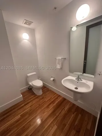 2001 Meridian Avenue Miami Beach FL 33139