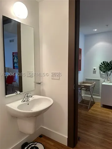 2001 Meridian Avenue Miami Beach FL 33139