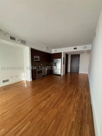 2001 Meridian Avenue Miami Beach FL 33139