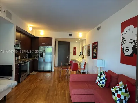 2001 Meridian Avenue Miami Beach FL 33139