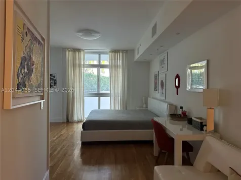 2001 Meridian Avenue Miami Beach FL 33139