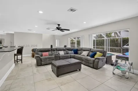 19322 NW 11th Street Pembroke Pines FL 33029