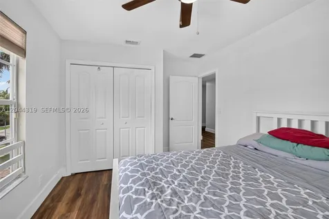 19322 NW 11th Street Pembroke Pines FL 33029