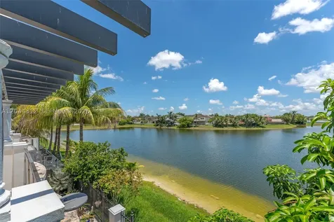 15262 SW 11th Street Miami FL 33194