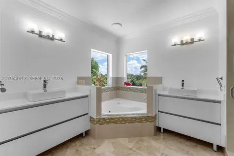 15262 SW 11th Street Miami FL 33194