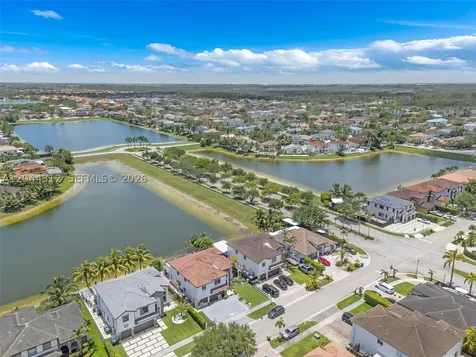15262 SW 11th Street Miami FL 33194