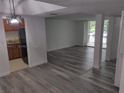 3750 Inverrary Drive Lauderhill FL 33319