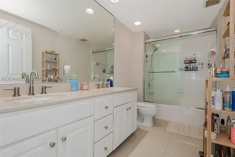 2000 N Bayshore Drive Miami FL 33137