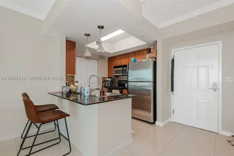 2000 N Bayshore Drive Miami FL 33137