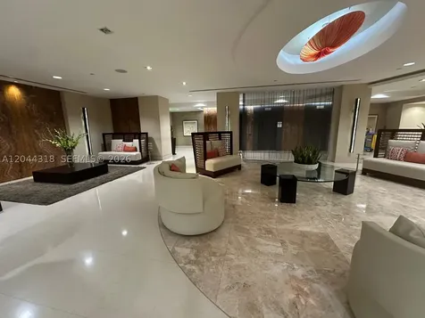 2555 Collins Avenue Miami Beach FL 33140