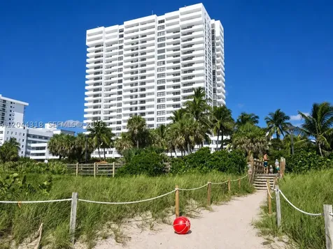2555 Collins Avenue Miami Beach FL 33140