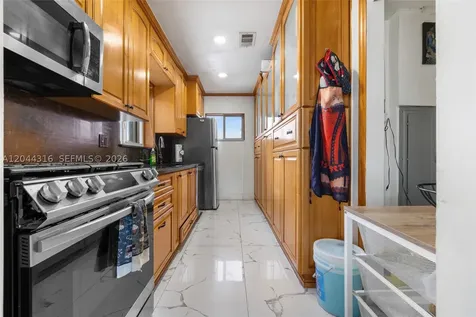 8330 SW 25th Street Miami FL 33155