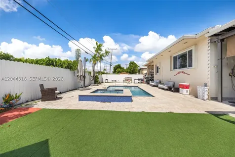 8330 SW 25th Street Miami FL 33155