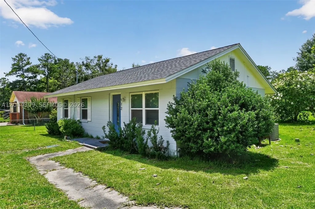 912 SW 3rd Street Other City - In The State Of Florida FL 32333