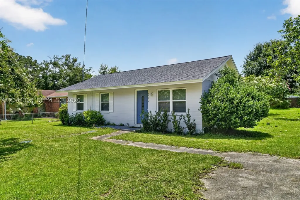 912 SW 3rd Street Other City - In The State Of Florida FL 32333