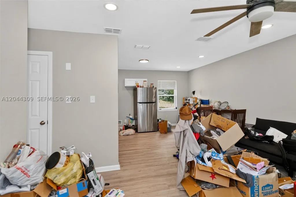 912 SW 3rd Street Other City - In The State Of Florida FL 32333