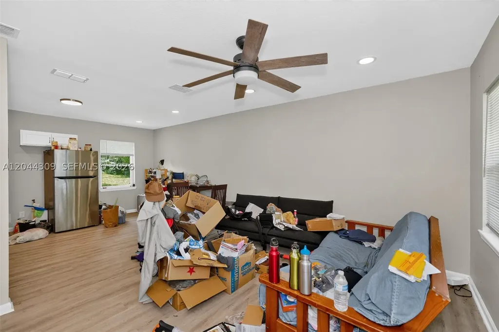 912 SW 3rd Street Other City - In The State Of Florida FL 32333