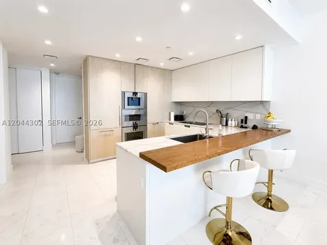 15701 Collins Avenue Sunny Isles Beach FL 33160